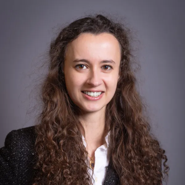 Portrait d'Élise MARTY-DREYFUS