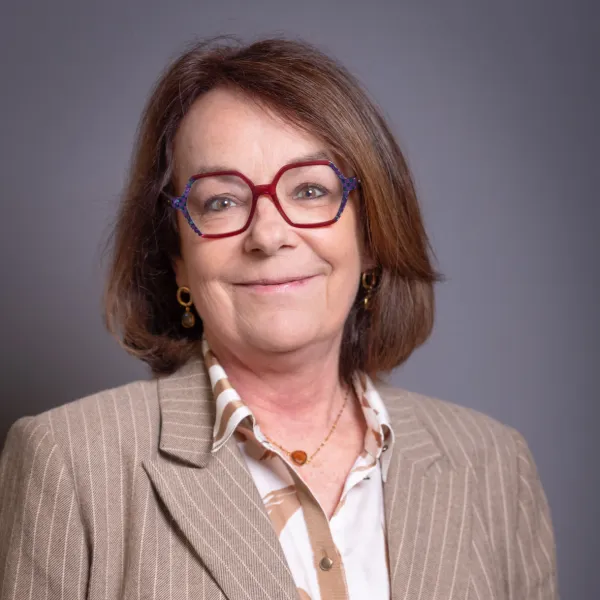 Portrait d'Isabelle DALLE