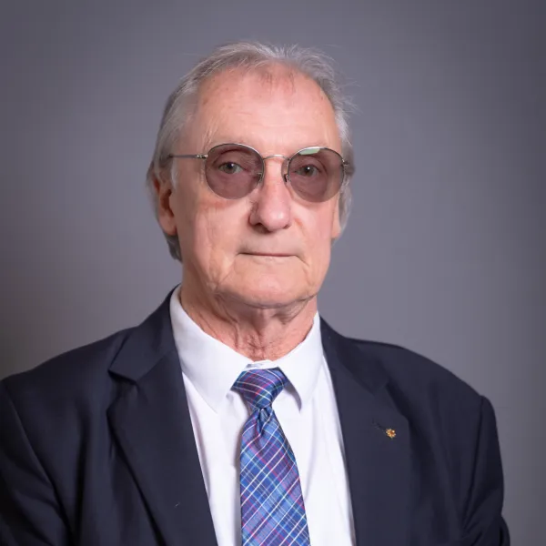 Portrait d'Olivier QUEVAL