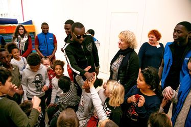 Maître Gims et Darcy à la rencontre des écoliers havrais