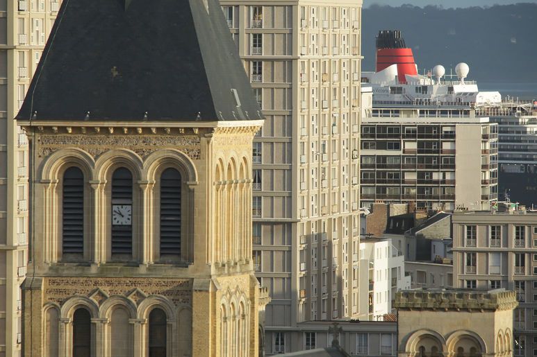 Vue de Saint-Vincent sur le patrimoine Perret, classé au Patrimoine mondial de l'Unesco