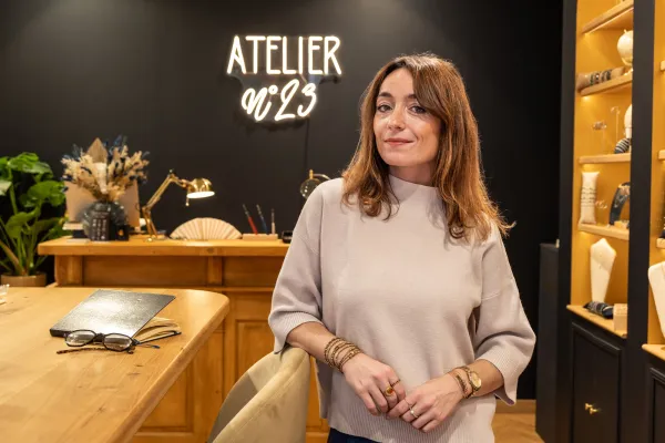 Laura de Diego, créatrice de l'Atelier n°23