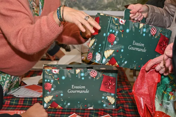 Des colis pour le Noël des aînés