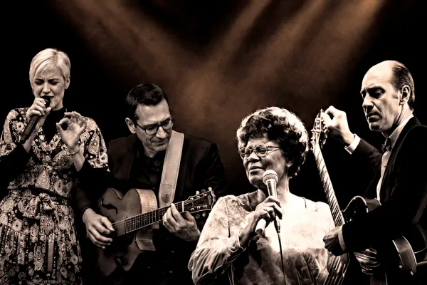 Tribute to Ella Fitzgerald & Joe Pass