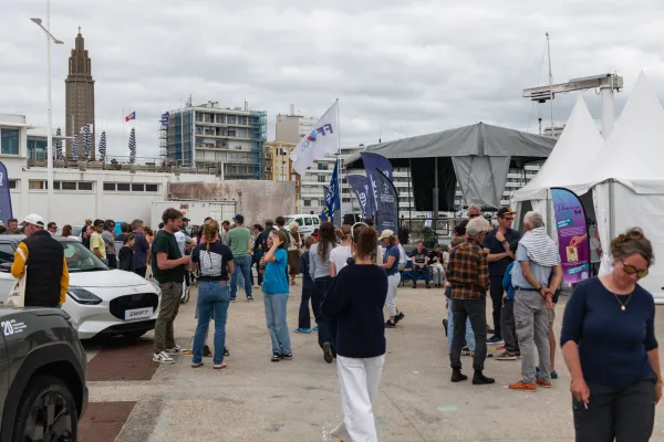 Le départ de la Solitaire du Figaro Paprec 2026