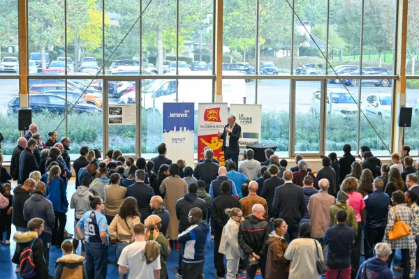Inauguration du gymnase Édouard Vaillant à Caucriauville, le 17 octobre 2026