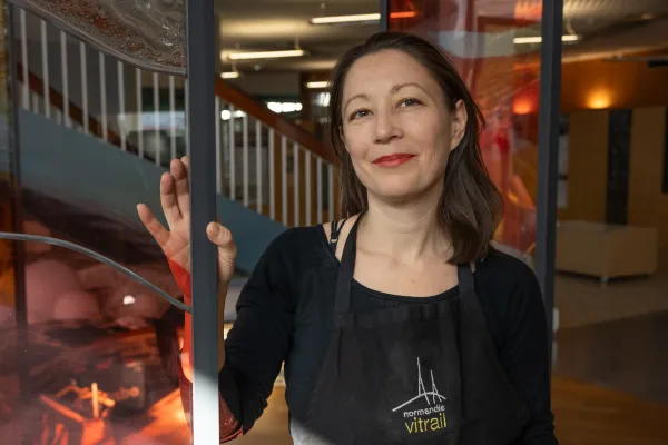 Ludivine Rougeolle, maître-verrier