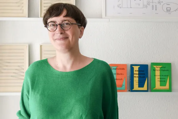 Marie-Pierre Bonniol, artiste et curatrice