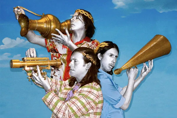 Naive New Beaters + Vénus VNR