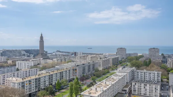 Vue aérienne du Havre et de la Porte Océane