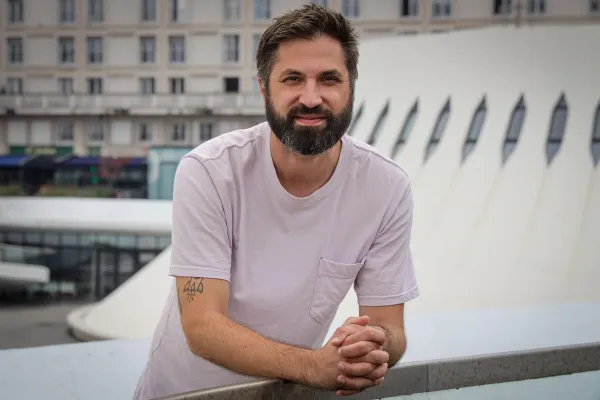 Pierre Pissavy-Yvernault, créateur du podcast Dans le pot de yaourt