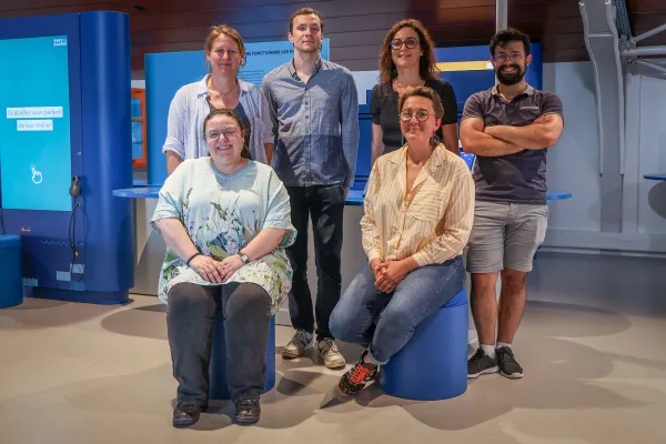 De haut en bas, de gauche à droite : Greta Delsalle Marini, Cyprien Gascoin, Géraldine Savary, Charbel Hawko, Sandrine Capo et Clémentine Léger, de l'équipe du Port Center