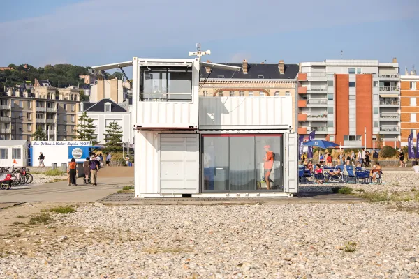 Poste de secours n°2 à la plage du Havre