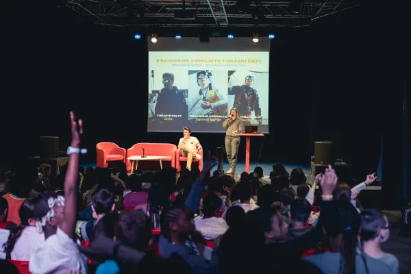 Rencontre entre élèves et skippers à la Fabrique Atrium