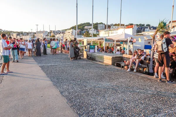 Promenade de la plage