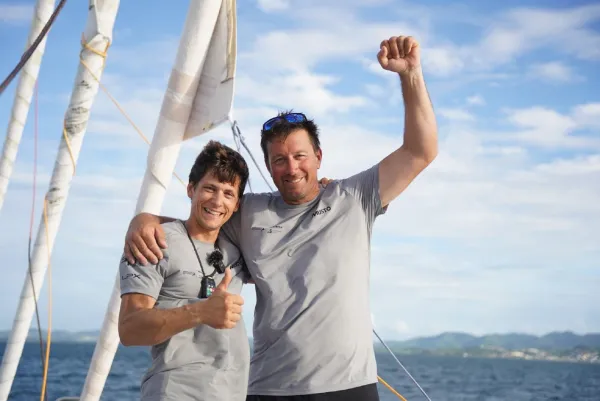 Cédric Chateau et Guillaume Pirouelle à leur arrivée à Fort-de-France