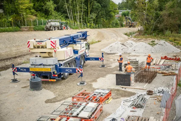 Chantier de la ligne C de tramway : visite de la future station desservant l'hôpital Monod