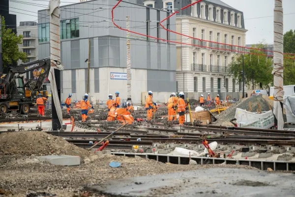 Chantier de la ligne C de tramway : visite de la séparation des lignes à la gare du Havre