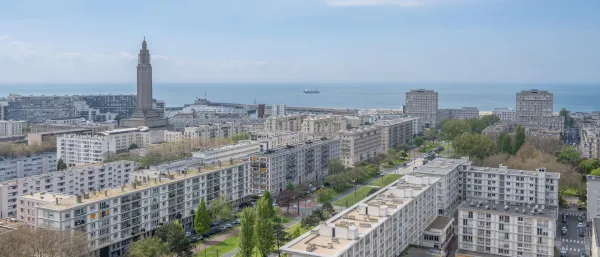Vue aérienne du Havre et de la Porte Océane