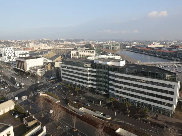 Le quai Colbert : triangle des Gares